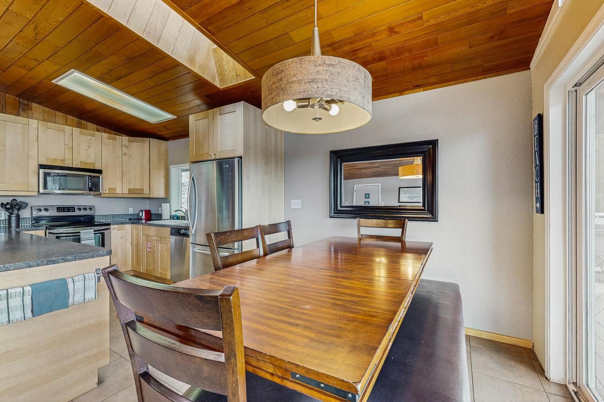 Royal View On Lakeshore Chelan Bagian luar foto